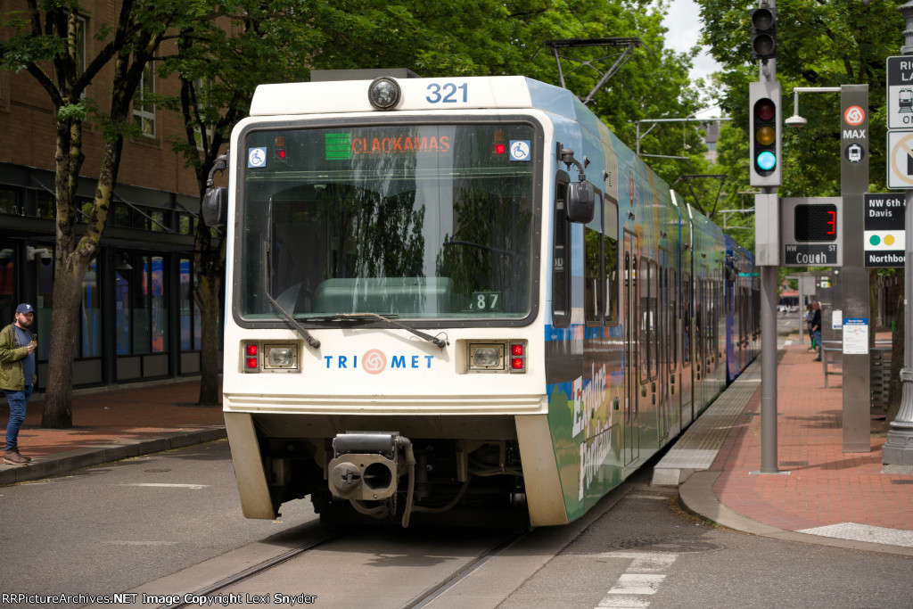MAX 321